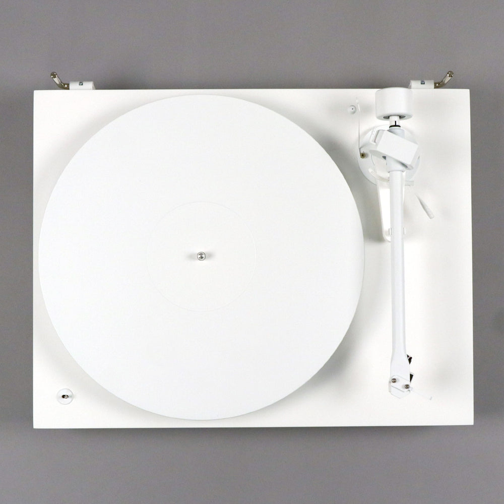 Pro-Ject: Debut PRO Turntable - Special Edition White