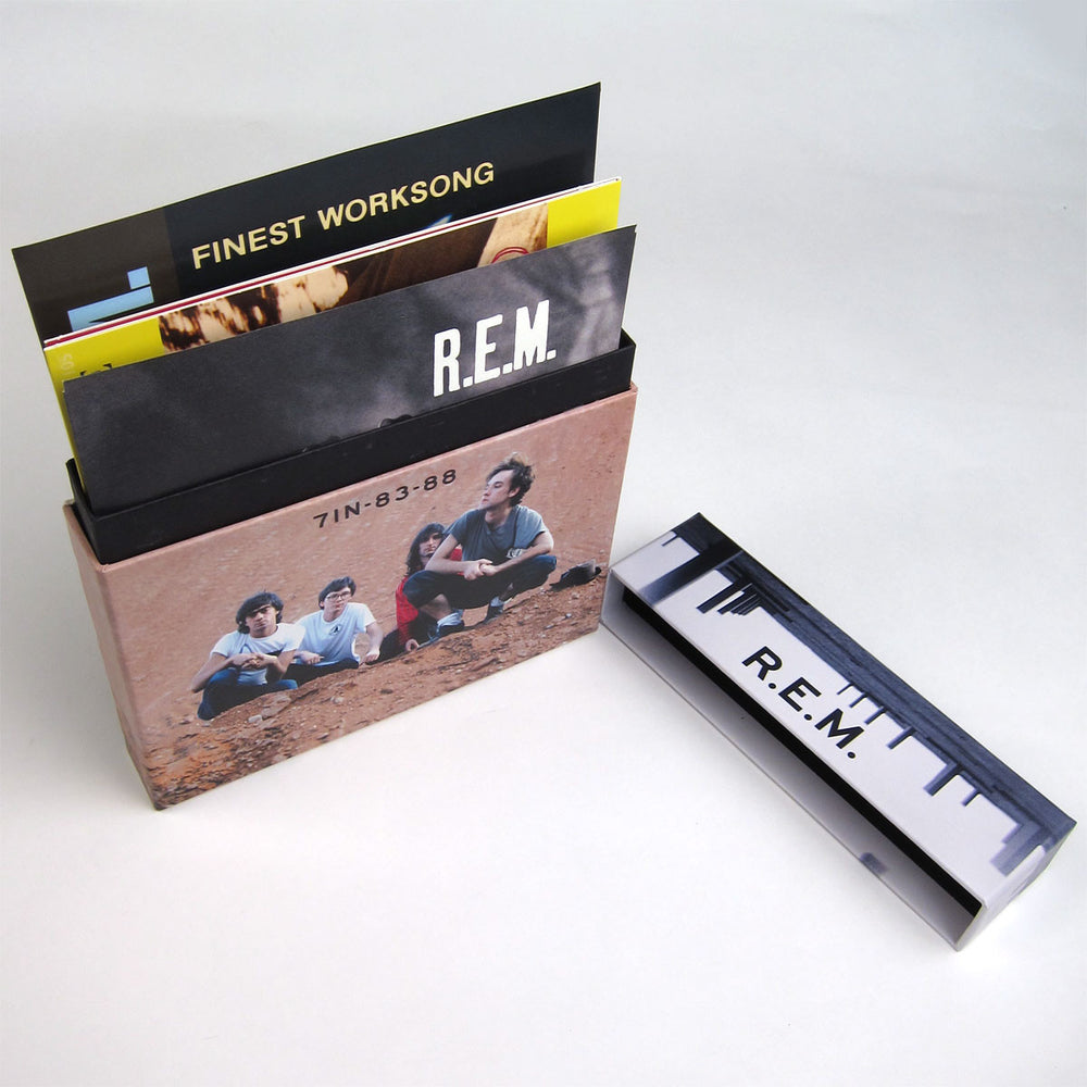R.E.M.: 7IN-83-88 7" Vinyl Boxset detail 2