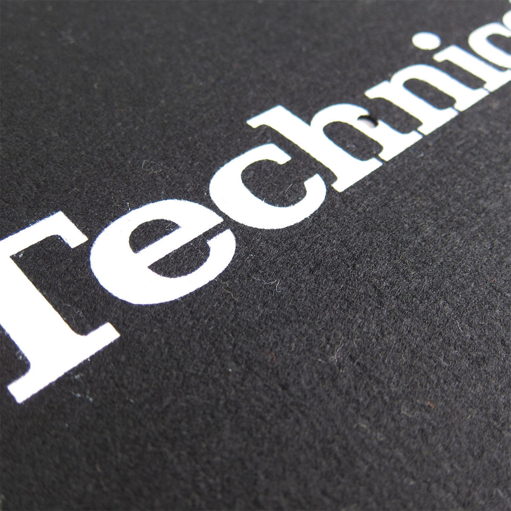Technics: Classic Slipmats - Black/White detailTechnics: Official Classic Slipmats (Pair) - Black/White