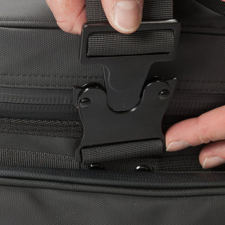 Magma: Solid Blaze Vinyl Trolley DJ Bag (MGA44203)