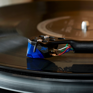 Ortofon: 2MR Low Profile Cartridge for Rega Turntables - Blue (Open Box Special)