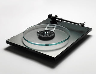 Rega: Planar 3 RS Turntable w/ ND5 Cartridge - Aluminum