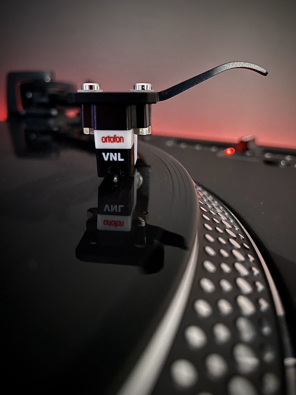 Ortofon: VNL DJ Cartridge Mounted on SH-4 Headshell (Black)