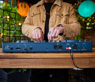 AlphaTheta: OMNIS-DUO Portable All-In-One DJ System