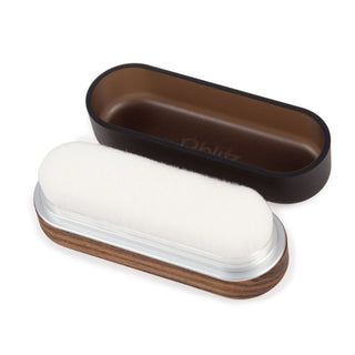 Oblitz: Puffsoft Fiber Record Brush
