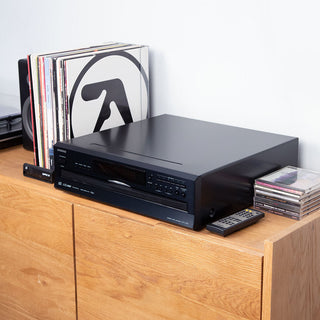 Onkyo: DX-C390 6-Disc Carousel CD Changer