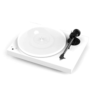 Pro-Ject: X1 B Turntable
