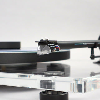Pro-Ject: XA B Balanced Acrylic Turntable