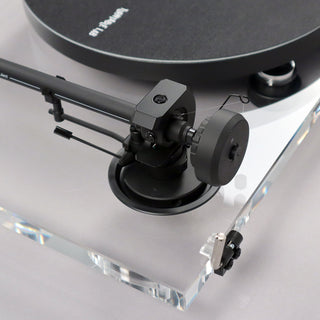Pro-Ject: XA B Balanced Acrylic Turntable