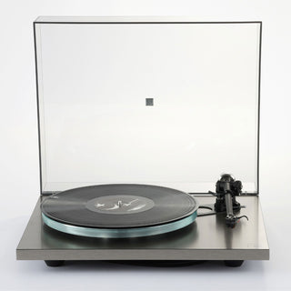 Rega: Planar 6 RS Turntable w/ Nd9 Cartridge