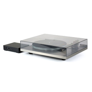 Rega: Planar 6 RS Turntable w/ Nd9 Cartridge