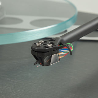 Rega: Planar 3 RS Turntable w/ ND5 Cartridge - Aluminum