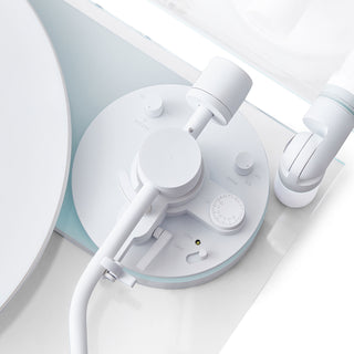 Transparent: Transparent Turntable