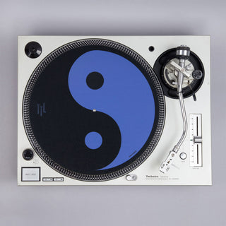 Turntable Lab: Dr. Suzuki Record Mat - Dark Mode