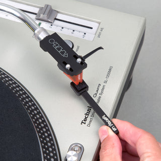 Turntable Lab: Conductive Stylus Cleaning Brush w/Cover