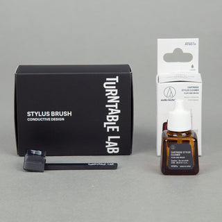 Turntable Lab: Conductive Stylus Cleaning Brush w/ Cover