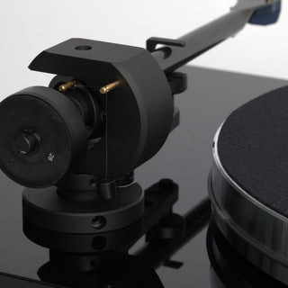 Pro-Ject: X8 Evolution Turntable w/ Sumiko Blue Point No. 3 Moving Coil Cartridge