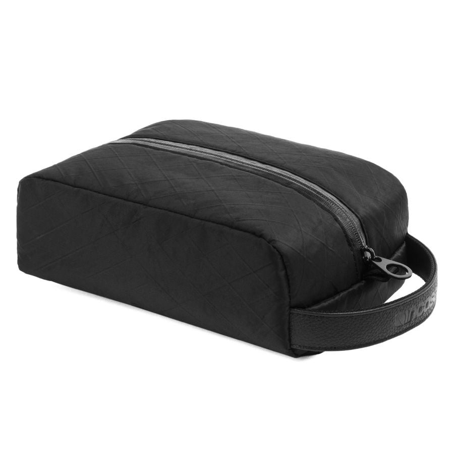 Incase: Travel Simple Dopp Kit - Diamond Wire (CL90024) – TurntableLab.com