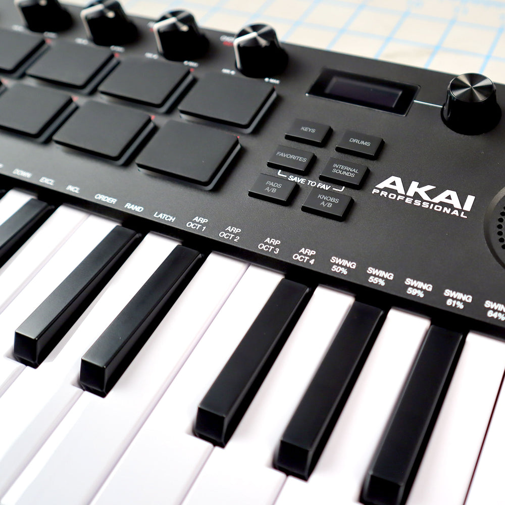 Akai: MPK Mini Play MK3 Controller Keyboard