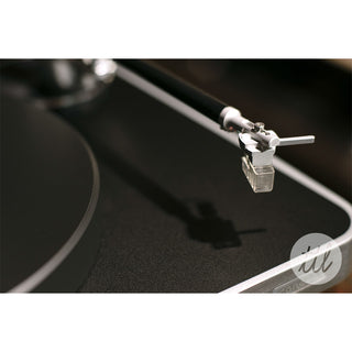 Clearaudio: Concept Turntable - Verify Tonearm / Concept MM Cartridge lifestyle cartridge
