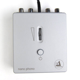 Clearaudio: Nano V2 Phono Preamp top