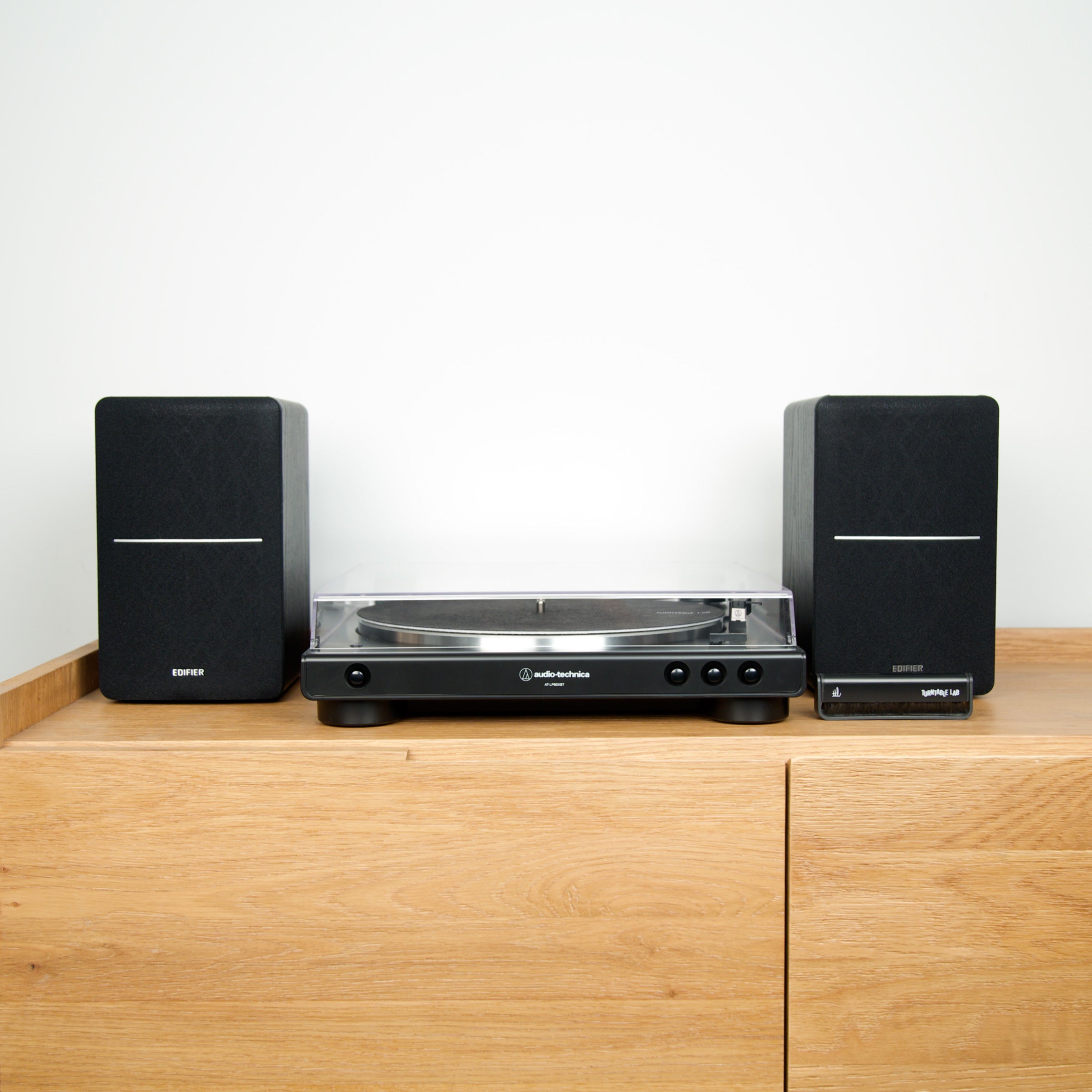 Audio-Technica: AT-LP60X Edifier R1280DB Turntable Package