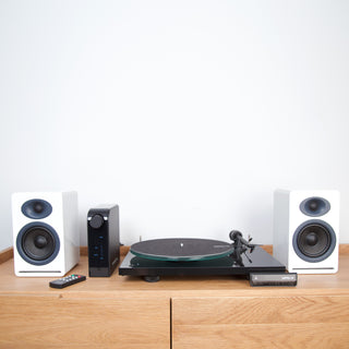 NAD: D3020 V2 Amplfier / Audioengine P4 / Passive Speaker Package