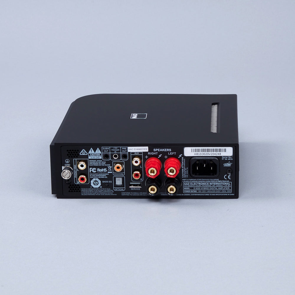NAD: D3020 V2 Hybrid Analog / Digital Amplifier (w/ Phono Input)