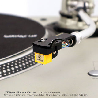 Nagaoka: MP-110H Cartridge Mounted on Headshell