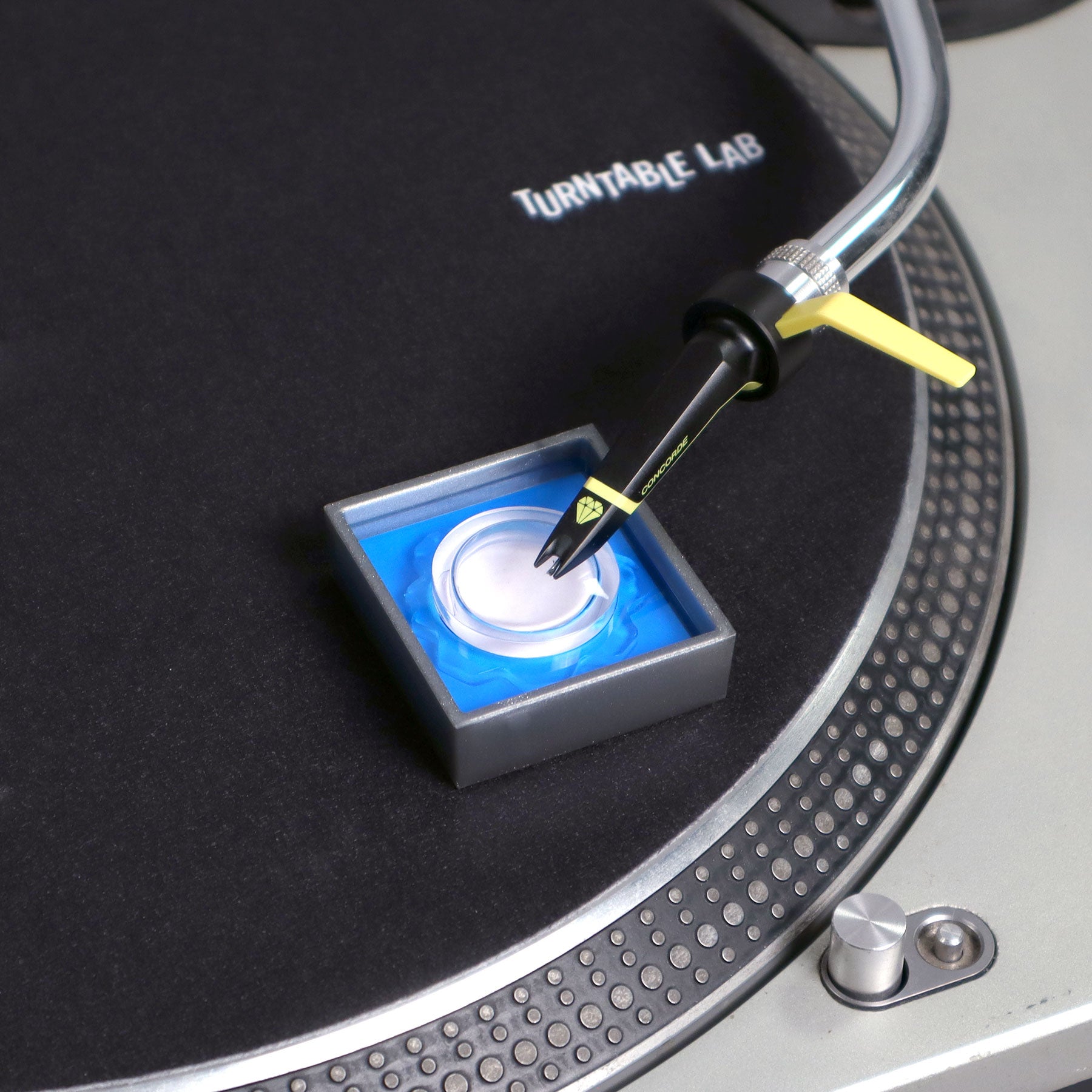 Onzow Zerodust Stylus Cleaner —