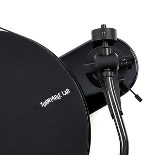 Pro-Ject: RPM 1 Carbon Turntable (Rainier) - Gloss Black (RPM1)