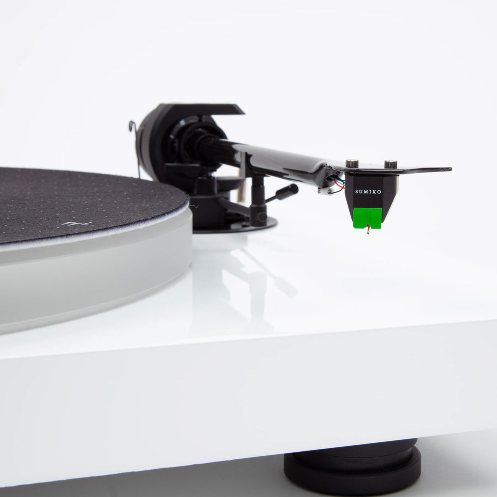 Pro-Ject: X1 Turntable w/ Olympia MM - Gloss Black
