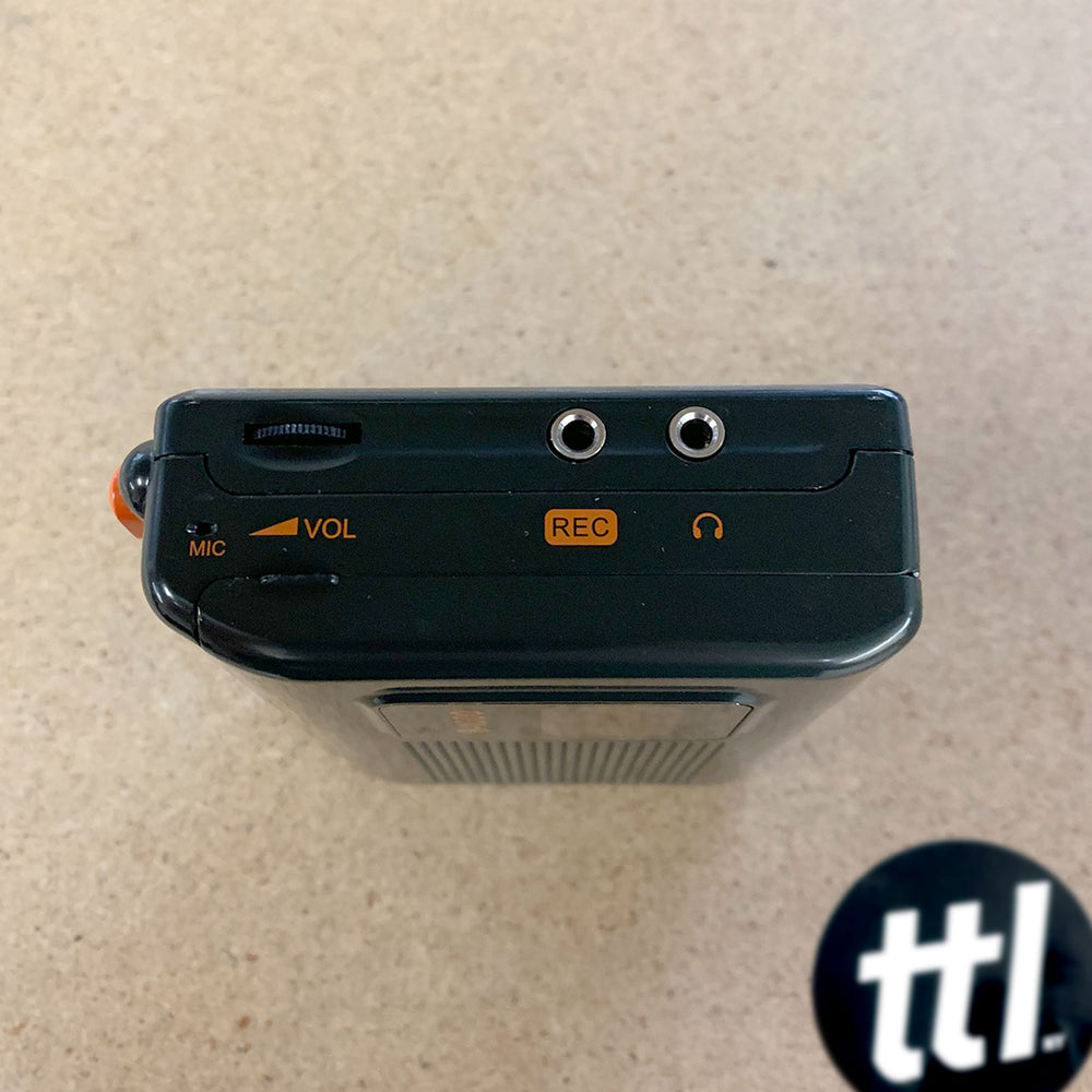 Mulann: B-1000 Portable Walkman Cassette Tape Player