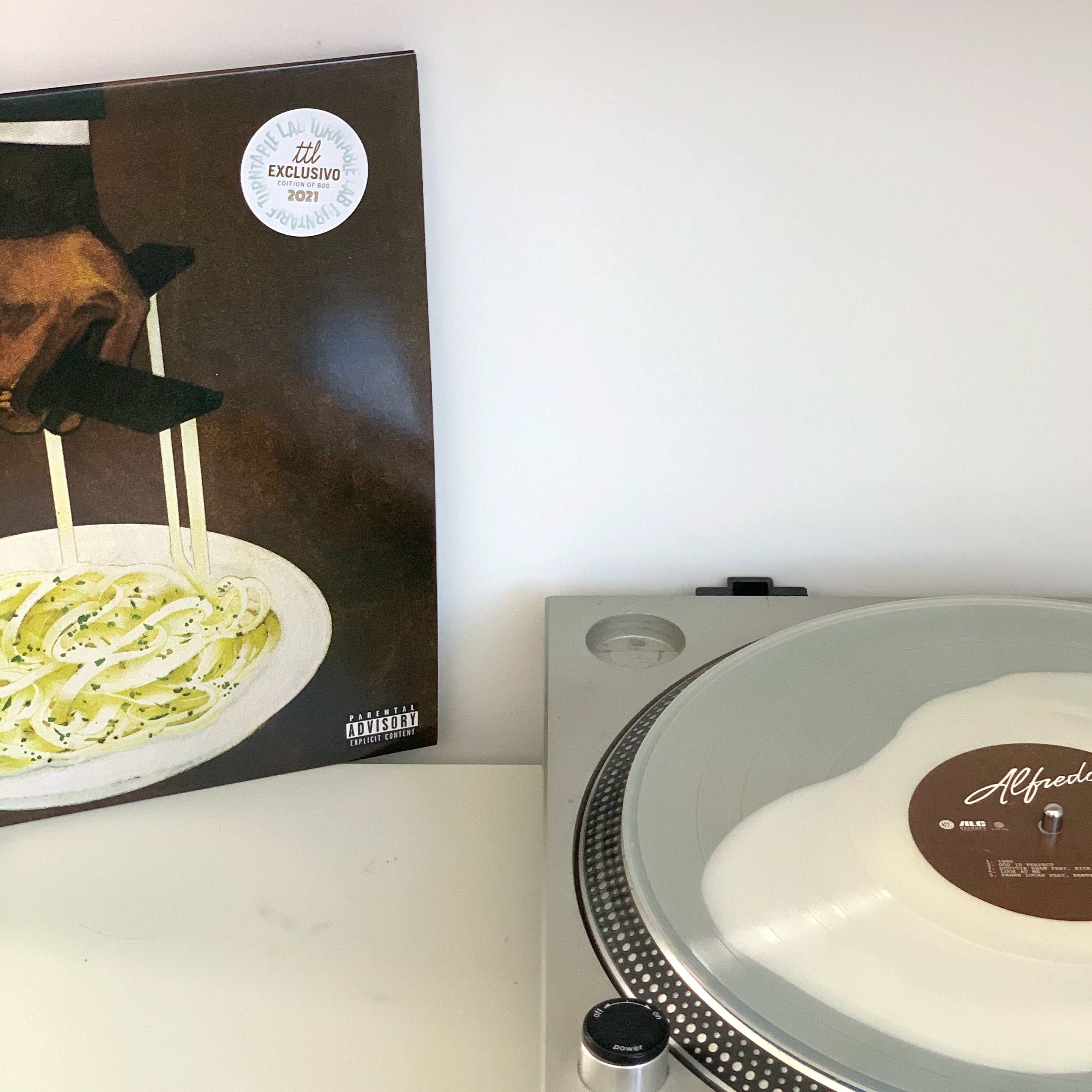 Freddie Gibbs & Alchemist Alfredo (Colored Vinyl) Vinyl LP Turntabl