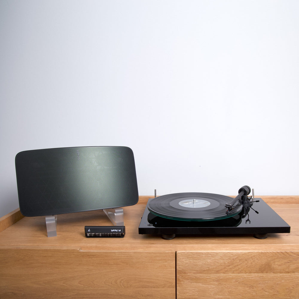 Pro-Ject: T1 Phono SB / Sonos Five / Turntable Package —