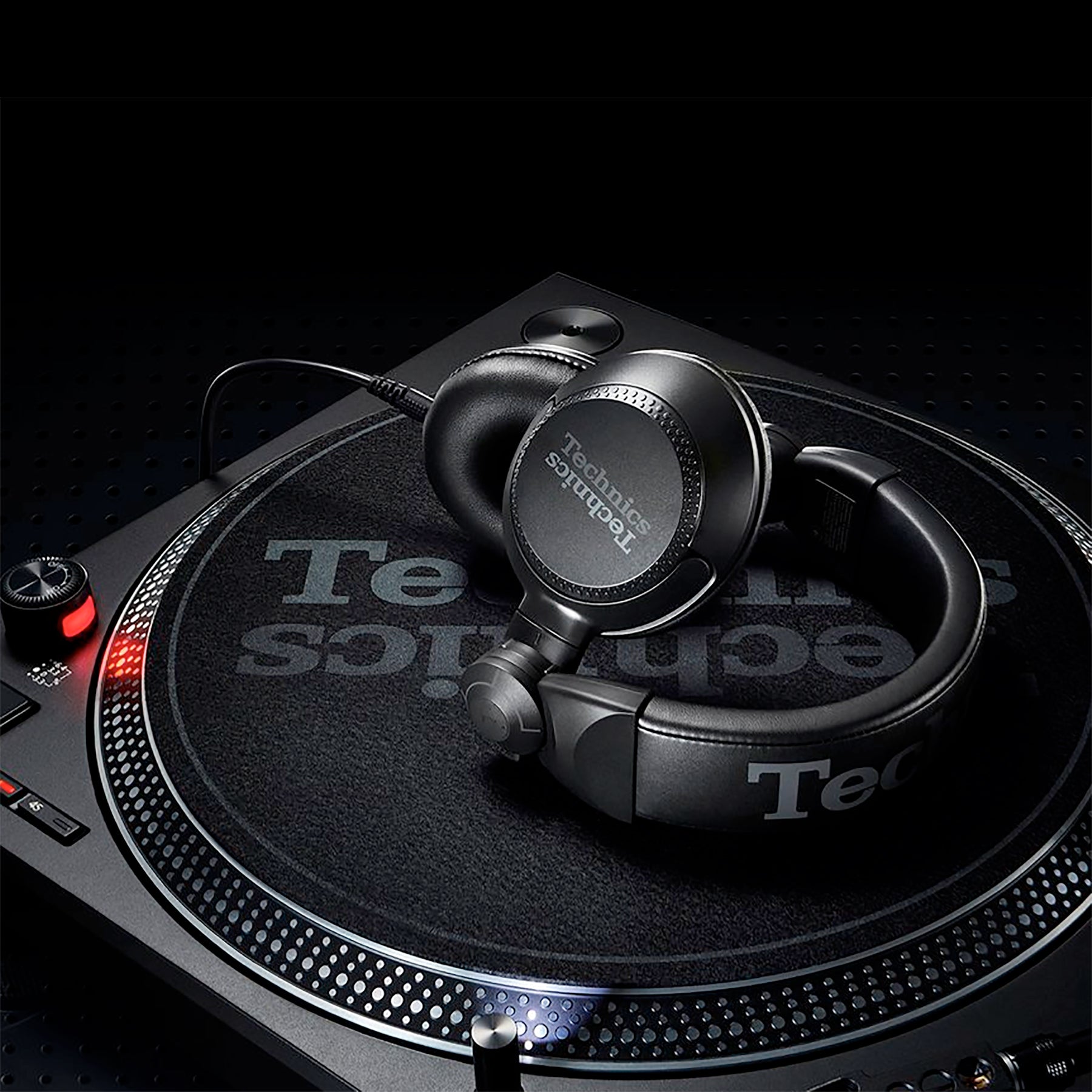 Technics: EAH-DJ1200 DJ Headphones - Black – TurntableLab.com