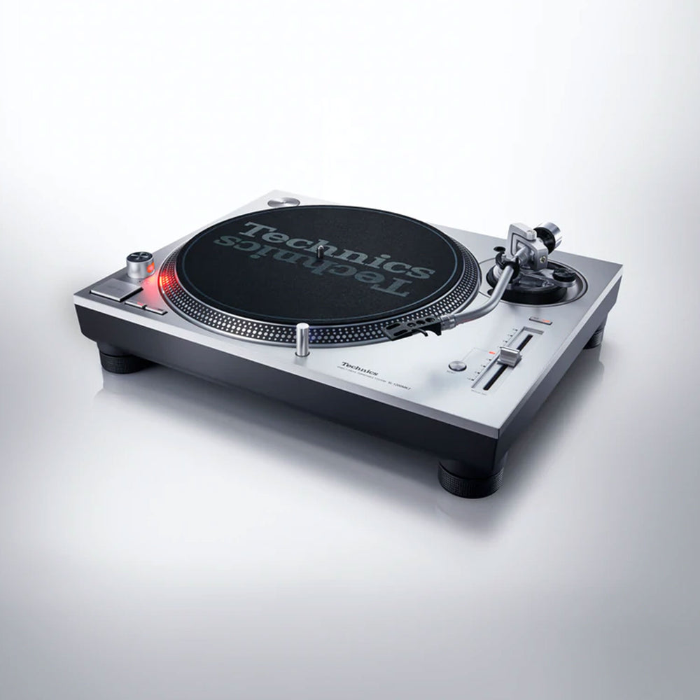 Technics: SL-1200 MK7-S Turntable - Silver Technics: SL-1200 MK7-S Turntable - Silver