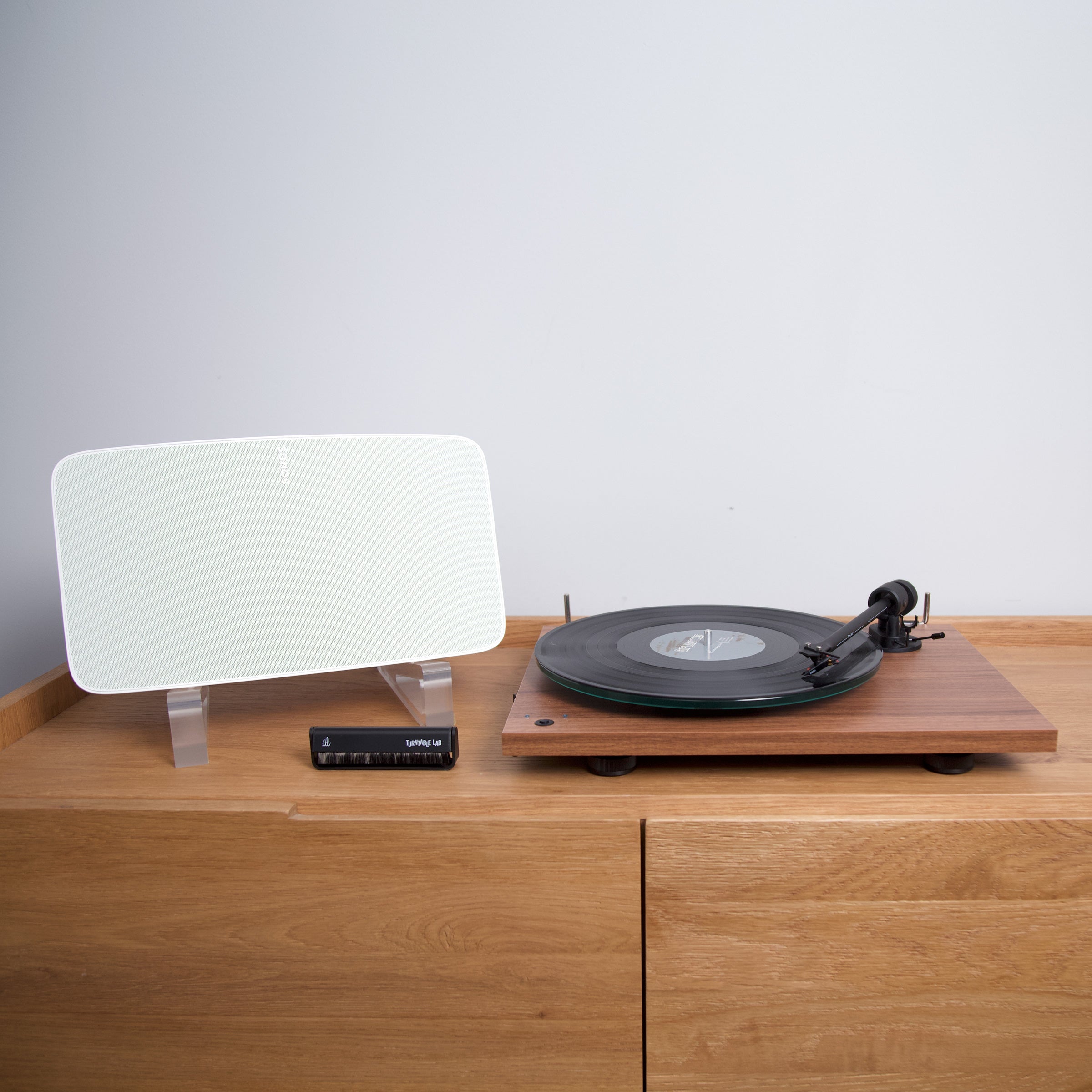 Pro-Ject: T1 Phono SB Sonos Five Turntable Package