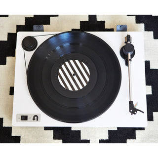 U-Turn Audio: Orbit Plus Turntable w/ Built In Preamp (OM5e) - White 3